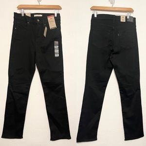 Levi’s 724 High-Rise Slim Straight black jeans - short